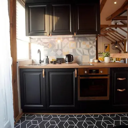 Appartement Contemporary Boho Style Loft Center